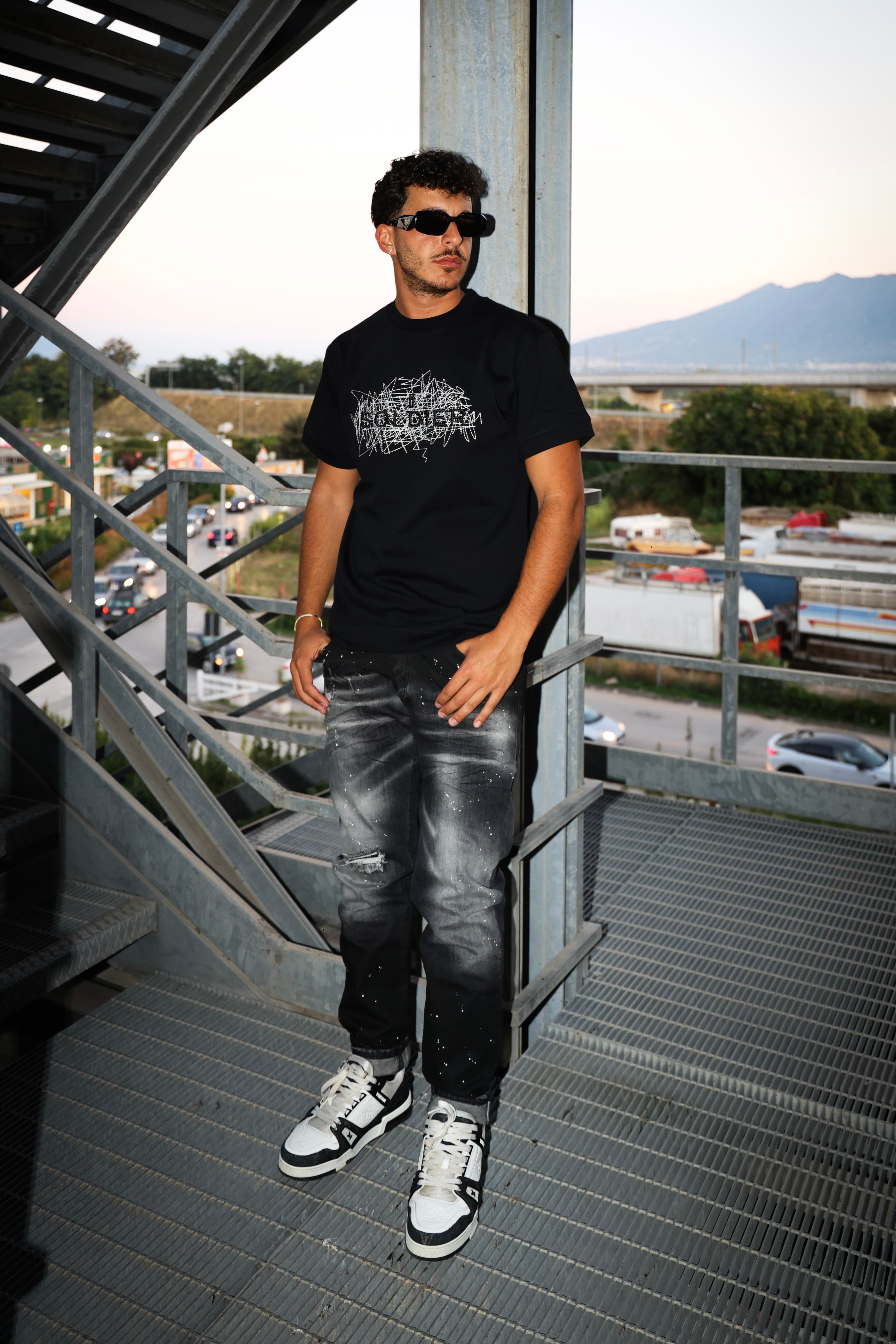 T-SHIRT SOLDIER ZIG ZAG NERA