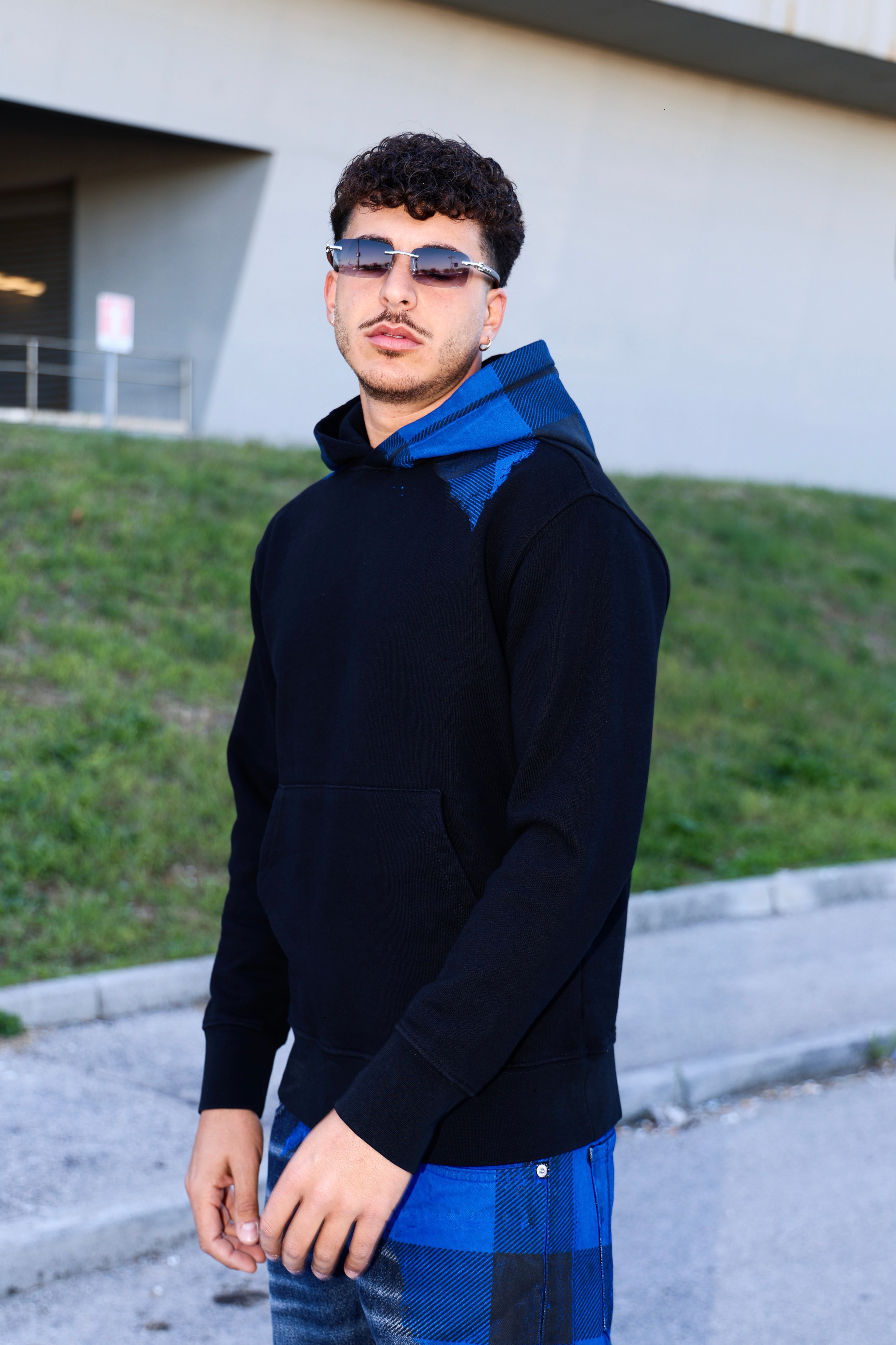 FELPA SOLDIER CAPP. STAMPA QUADRI