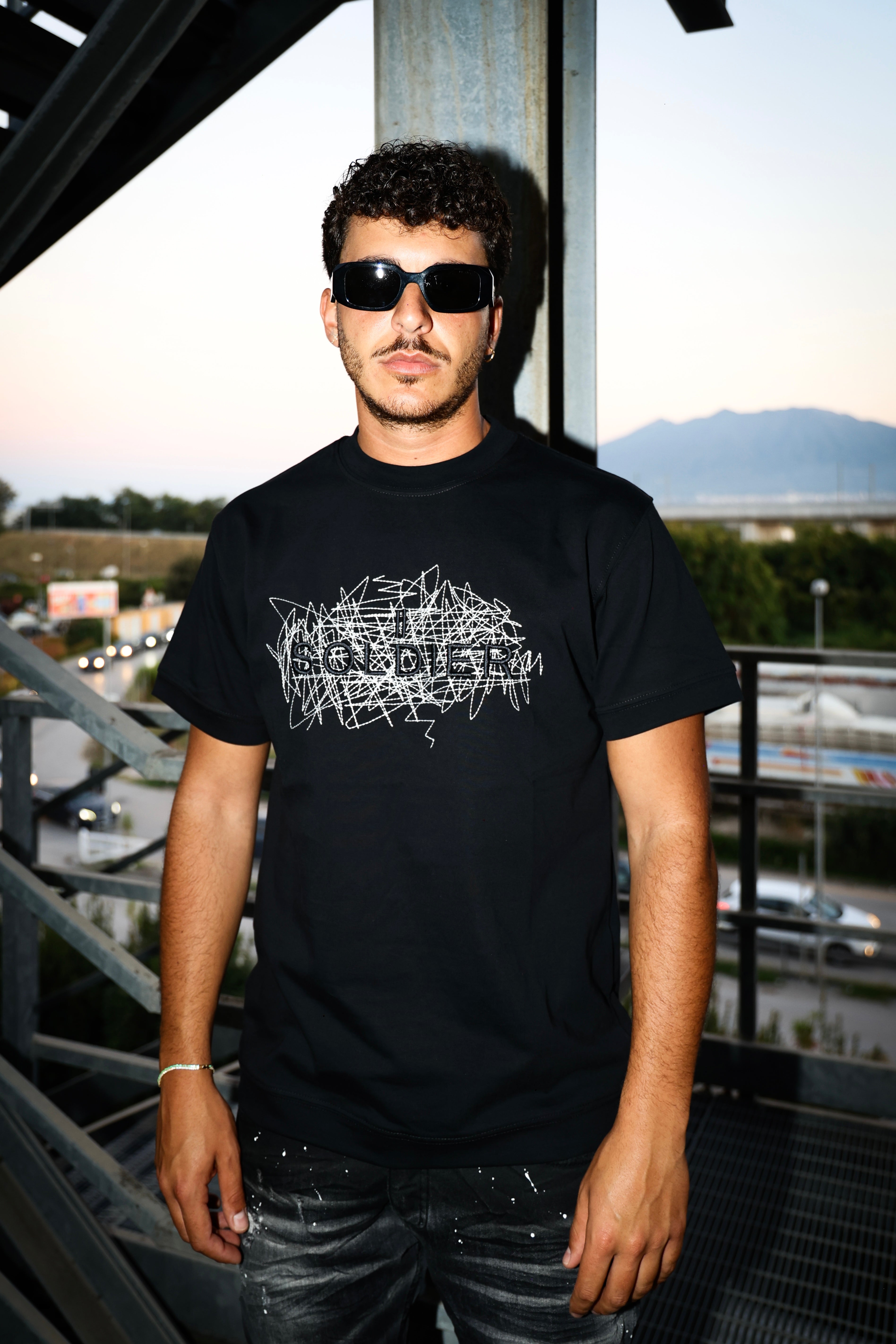 T-SHIRT SOLDIER ZIG ZAG NERA