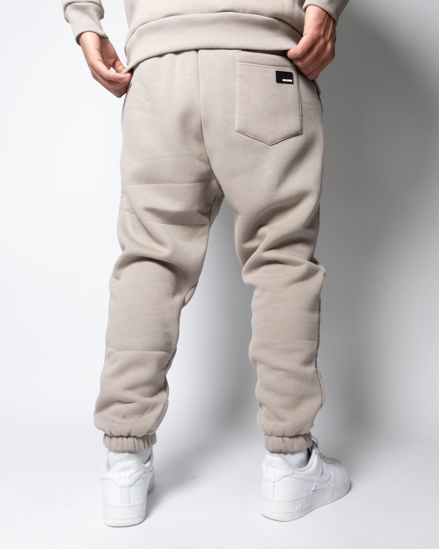SOLDIER TUTA BASIC BEIGE