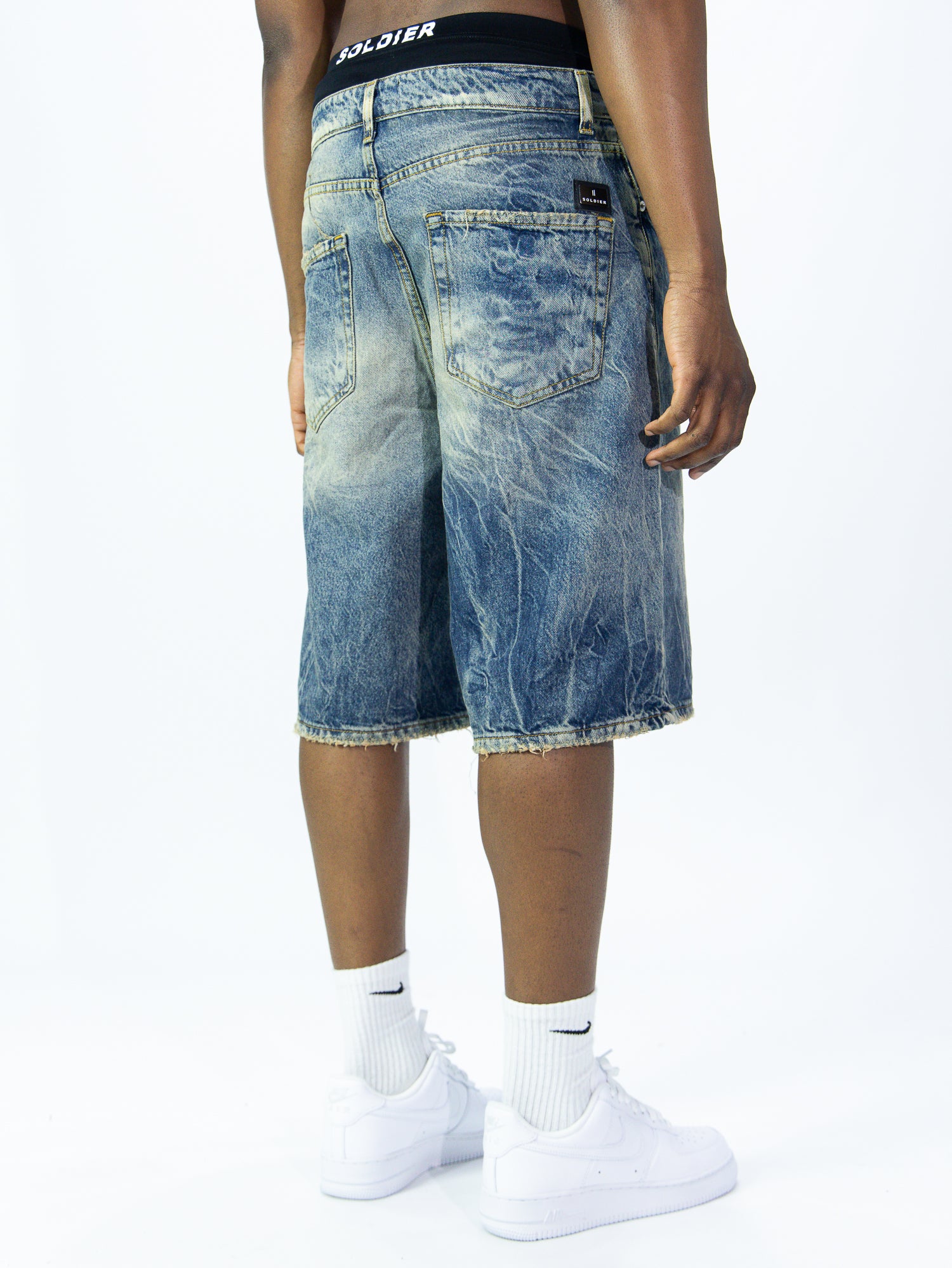 BERMUDONE JEANS SOLDIER 06B