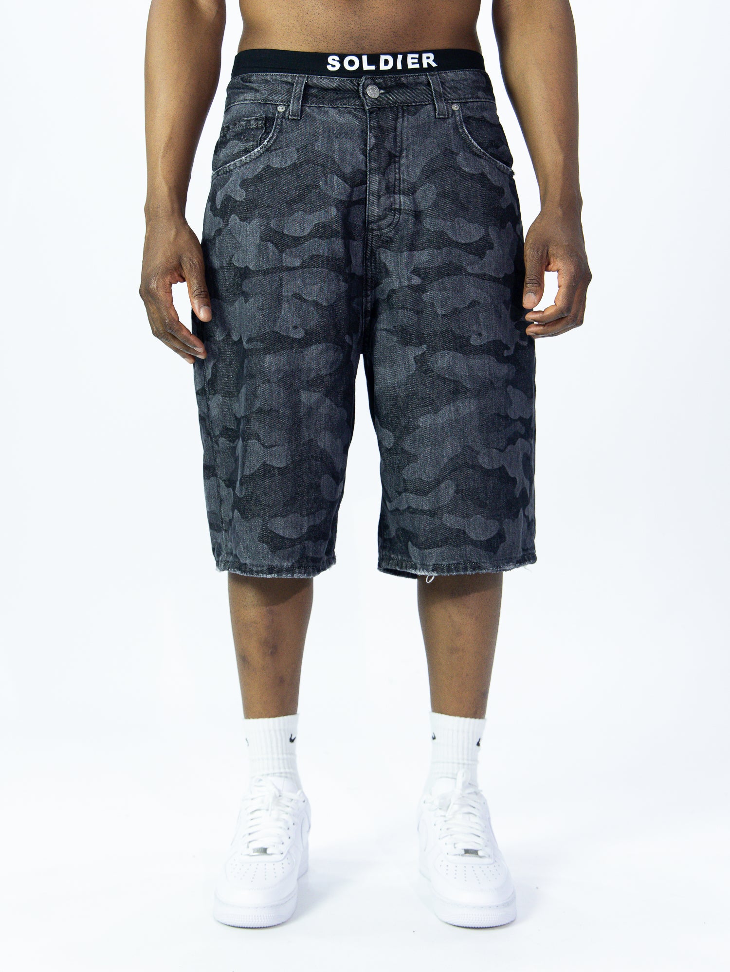 BERMUDONE JEANS SOLDIER 010N